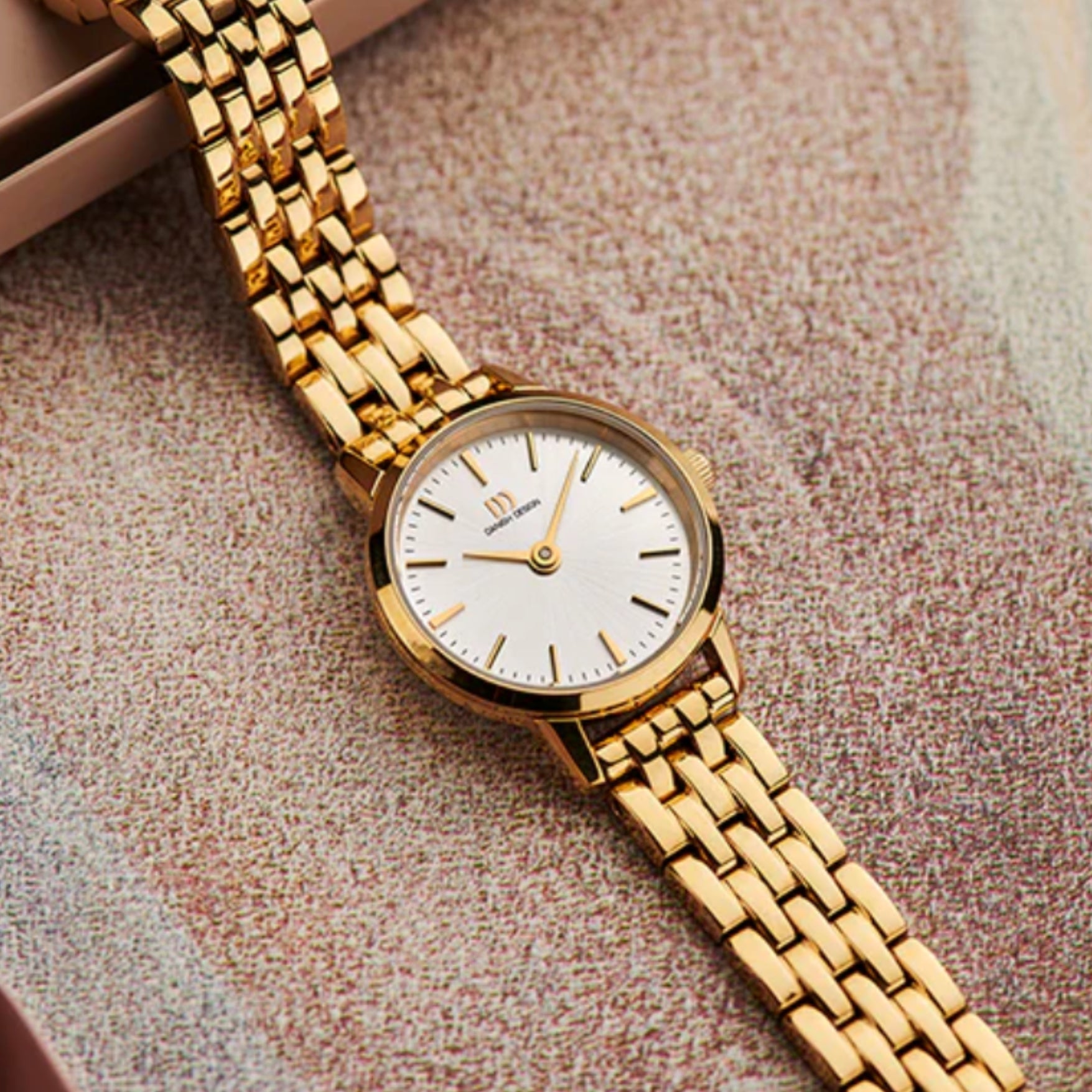 Women Wrist Watch