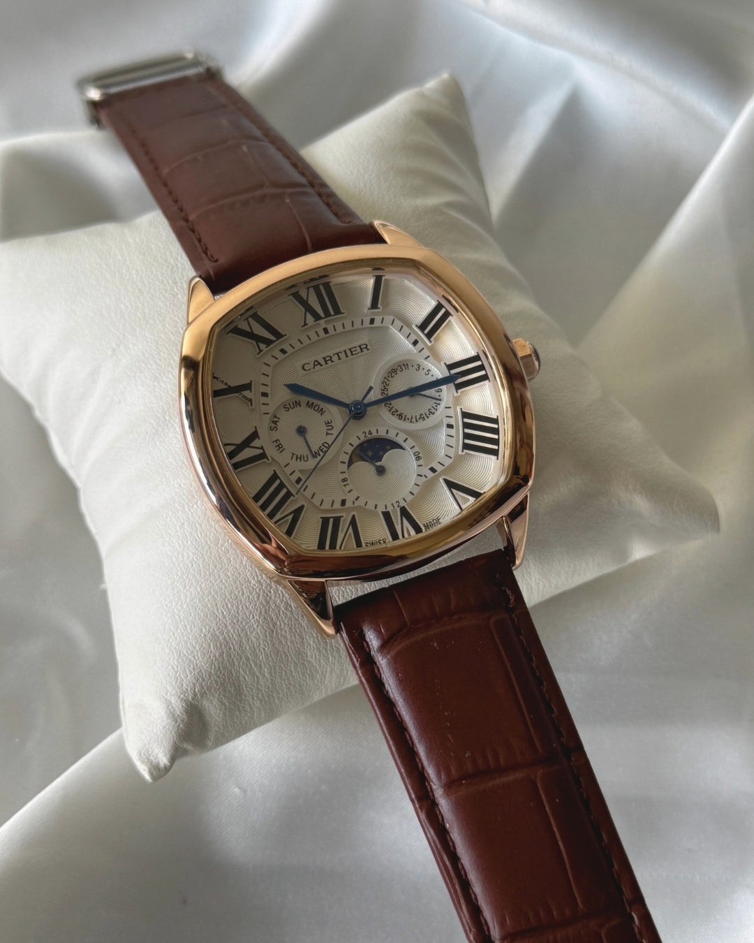 Cartier-Drive Moon (Chronograph Watch) - Main Image